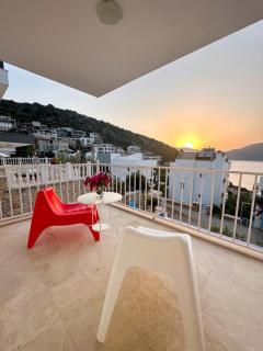 Villa Merih 5 Bedroom Luxury Villa with Breathtaking Views - Kaş - 3