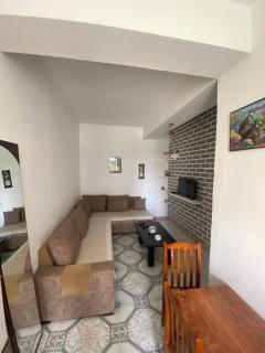 Lovely 2-Bedroom with Greenery view - Durrës - 0