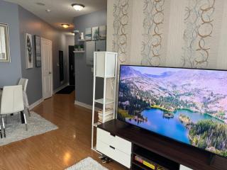 Lovely 1 bedroom Condo Downtown Mississauga Square One - Mississauga - 3