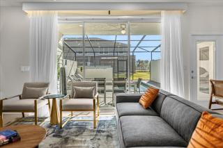 5 Bedrooms- 4,5 Baths- Windsor Island 4066 La - Davenport - 8