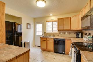 Comfy Albuquerque Townhome Less Than 6 Mi to Downtown - Albuquerque - 1