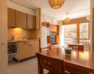 Apartamento de montaña junto al rio ,pistas de ski y parque natural - 6