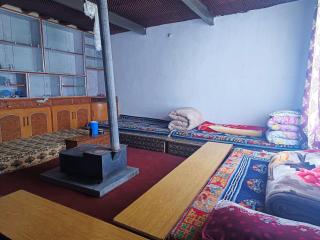 NoM Deshek Homestay, Kibber, Spiti - Dankhar Gömpa - 1