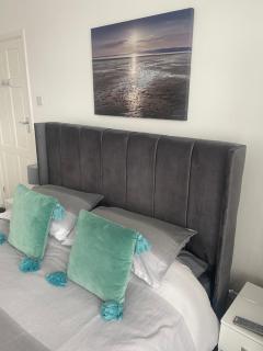 BeRo Bungalow with a hot tub & a large garden! - Withernsea - 6