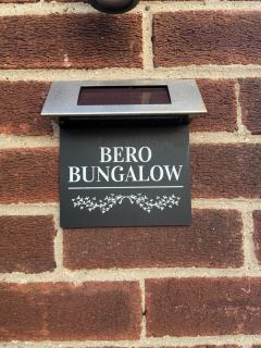 BeRo Bungalow with a hot tub & a large garden! - Withernsea - 8