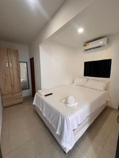 Habitación privada acceso independiente - Valledupar - 5
