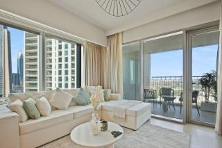 Luxurious 2-BR in Downtown Dubai - Dubai - 3