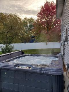 The Hemlock/Hot Tub/Golf/Private Yard - Spring Green - 9