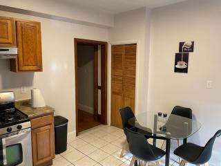 Serenity Haven: in heart of town - Rockland - 5