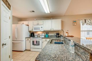 Myrtle Beach Golf Course Condo with Pool Access! - Myrtle Beach - 2
