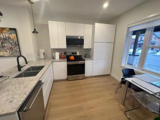The Rozenvain Suite - Kitchener - 8