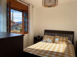 Los Picos - Casa rural con jardín - Bricia - 3