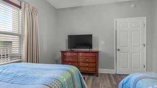 Laketown Wharf 933! Beautiful 3 BD, Great Amenities, And Great Location - Panama City Beach - 9