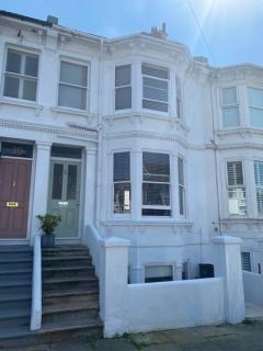 Poets Place - lovely 4 bedroom townhouse with garden - Brighton & Hove - 0