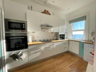 Sandy Toes - awesome beach view and access - Ventnor - 3