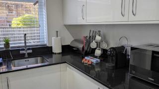 Southampton 3 Bedroom Luxury House - Southampton - 5