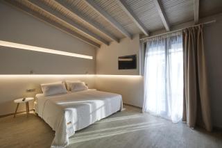 CICADA HOTEL - 2