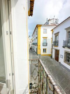 Largo Inn Suites Evora - Évora - 4
