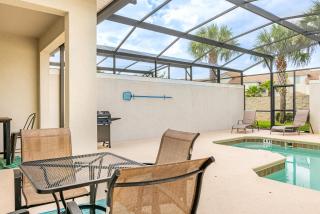 Spacious 4BR Home-Private Pool-Minutes from Disney - 0