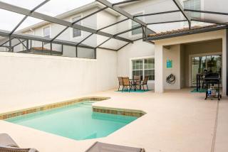 Spacious 4BR Home-Private Pool-Minutes from Disney - 4