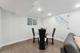 Modern 3BR Suites - 4