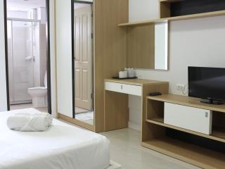 Beehive Phuket Old Town Hostel - Phuket - 8
