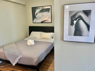 Studio CWE near BJH STL Zoo - 8
