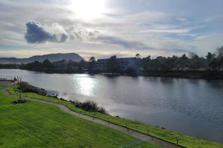 Riverfront Retreat - 6