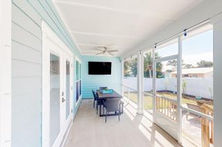 Turtle Beach Retreat - 6