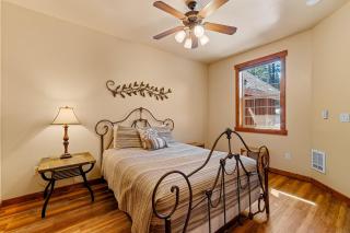 New - Golfers View - on Golf Course - Close to park and lake - McCall - 1