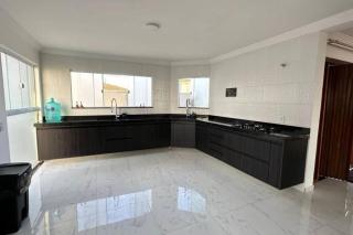 6 Suites, banheira, Piscina, no coração da Região dos Lagos - São Pedro da Aldeia - 1