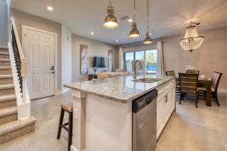 5 BR 6 BA Luxury Villa 5min to Disneyworld SMV154 - Orlando - 0