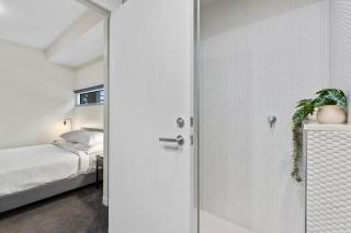 Fitzroy North 1-Bed with Balcony by Edinburgh Park - 1