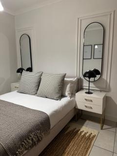 The Elegant penthouse - 8