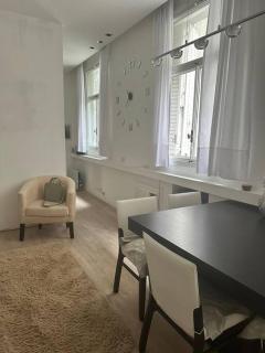 Departamento Carlos Pellegrini - Buenos Aires - 1