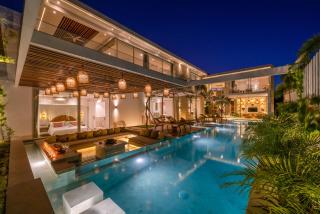Villa Vida : Luxurious New Designer Villa Next to the Beach - Canggu - 9