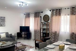 Appartement meublé 3 chambres salon avec piscine jardin au virage - Dakar - 5