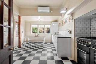 Step back in time in the perfect family escape - Portarlington - 5