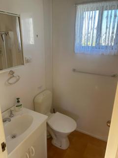 River foreshore Cabin - 9