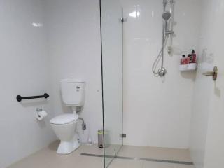 Merrylands Hidden Gem! one Bedroom Apartment - Merrylands - 3