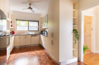 Birkinshaw Villa ( 3 Bedroom with Parkings ) - Broadview - 4