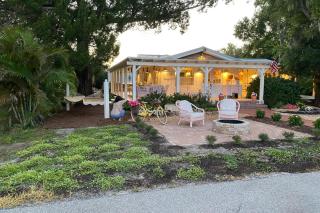 Provincial French Cottage - Fort Myers - 0