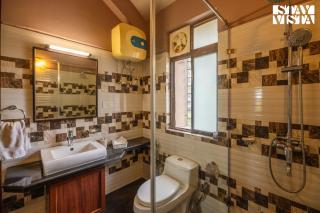 StayVista Ishva Bungalow with Pool & Lawn - kolkata - 2