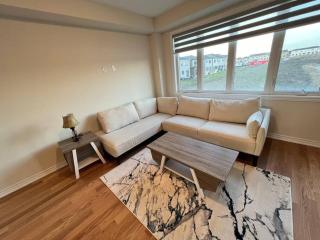 Niagara's entertainment house - Thorold - 9