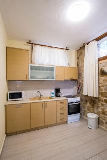 Lovely comfortable apartment on a hill by the sea - Pyrgadikia - 3