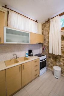 Lovely comfortable apartment on a hill by the sea - Pyrgadikia - 1