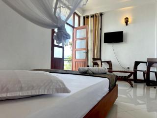 White Block Hotel & Resturant - Hatton - 4