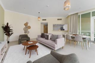 Maison Privee - Stunning JBR Retreat w/ Partial Sea & Marina Views - Dubai - 6