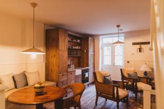 Buckingham Mews _ Rockpool Cottage 5 - 4