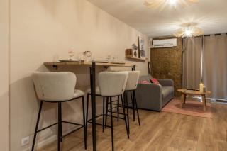 Host Inn - Duplex Insolite & Chic - Ancienne librairie - 2